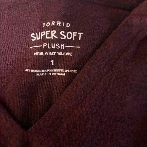 TORRID Super Soft Sweatshirt Sweater, Size 1X - Picture 6 of 8
